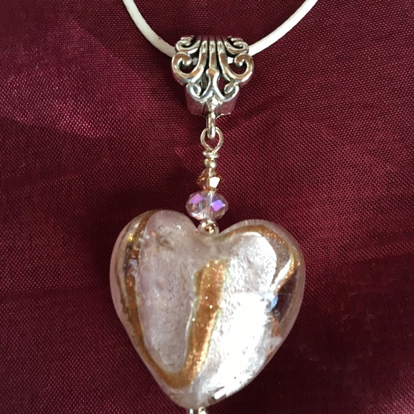 Glass heart pendant on white silk cord - Picture 7 of 8